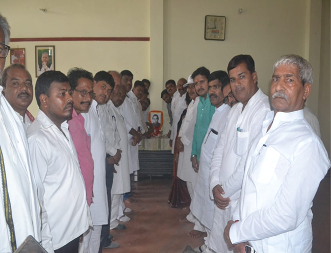 <p>सपाईयो ने मनाया पूर्व मुख्यमंत्री बी0पी0 मण्डल की जयंती</p>