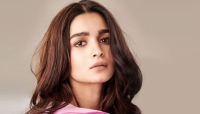 <p>Alia Bhatt को उम्र भर रहेगा अपनी इस भूल का पछतावा जानिए ऐसा क्या किया</p>