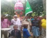 <p>सभी धर्मों के लोगों ने बढ़ चढ़ कर लिया हिस्सा निकाला गया ताजीया का जुलूस</p>