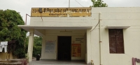 <p>उत्तर प्रदेश में पीएम नरेंद्र मोदी और सीएम योगी आदित्यनाथ के सपने को तोड़ने का काम बिजली विभाग के अधिकारी बाखूबी कर रहें</p>